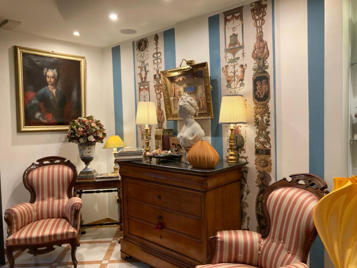 Al Teatro Hotel Livorno Kültér fotó
